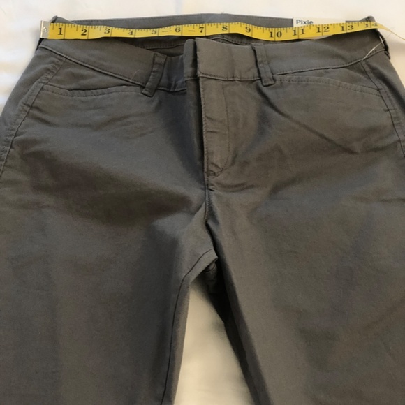 Old Navy Pixie Straight-Leg Cargo Pants - Picture 2 of 5